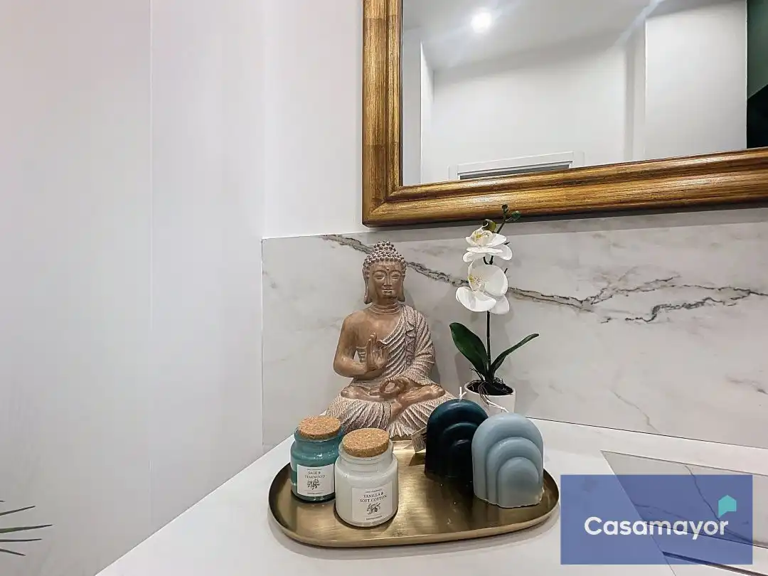Badezimmer von Wohnung zum Verkauf in Alicante / Alacant mit Klimaanlage, Heizung und Balkon