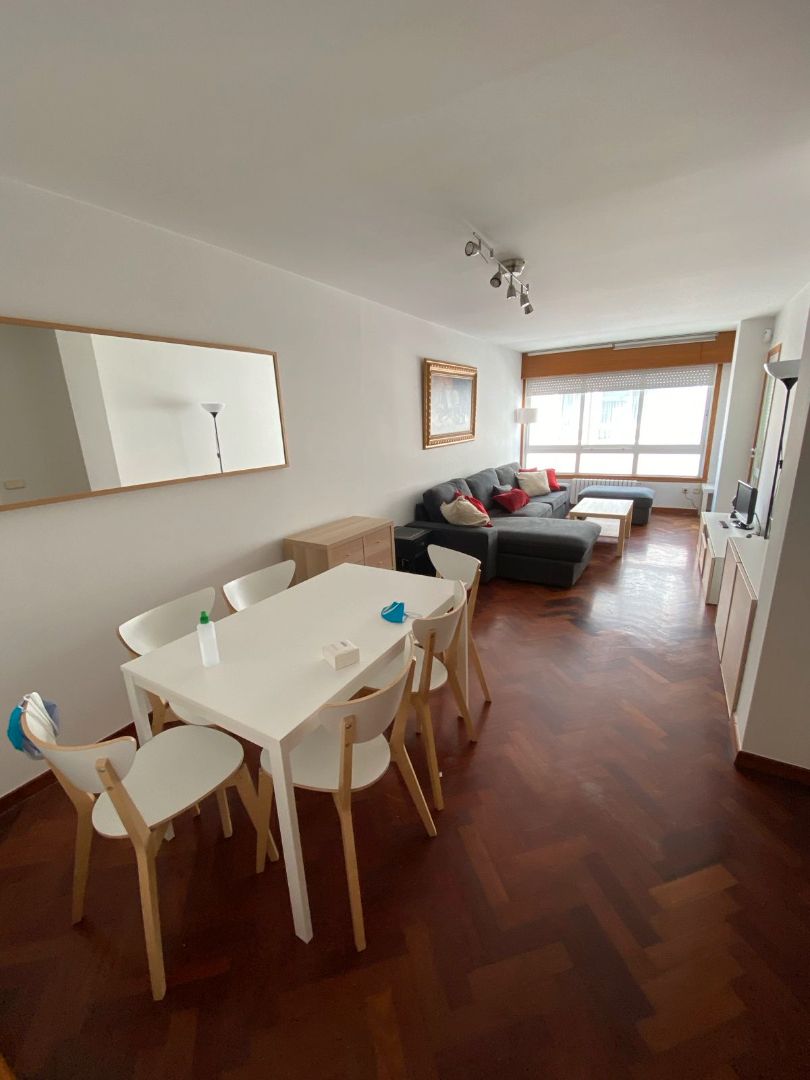 Sala d'estar de Pis de lloguer en A Coruña Capital  amb Moblat