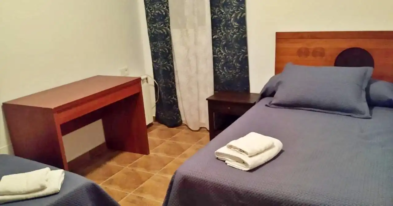 Habitación de Casa o chalet en venta en Alcalá del Júcar con Aire acondicionado, Jardín privado y Terraza