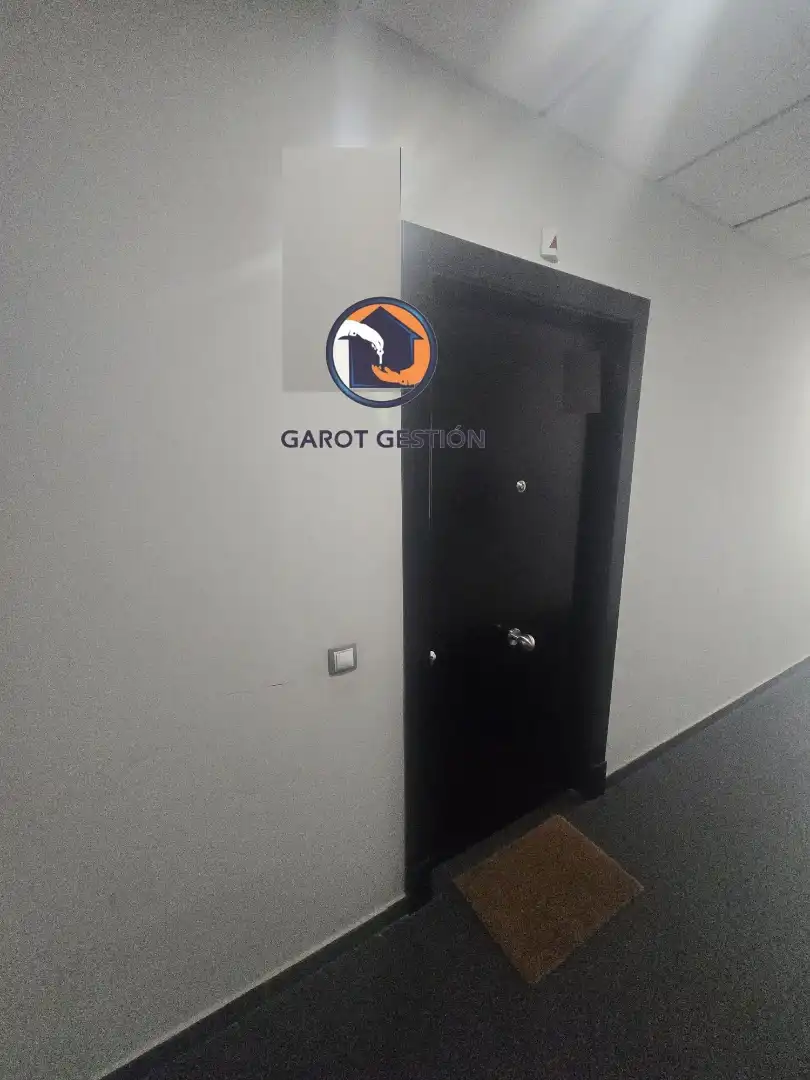 Loft zum Verkauf in Guadalajara mit Klimaanlage, Heizung und Ofen