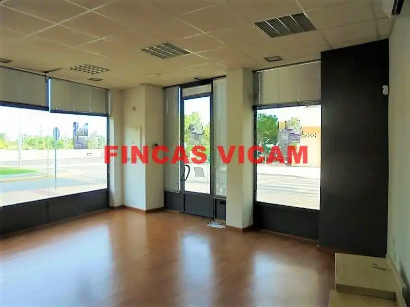 Local en venda en Huesca amb Aire condicionat, Calefacció i Parquet