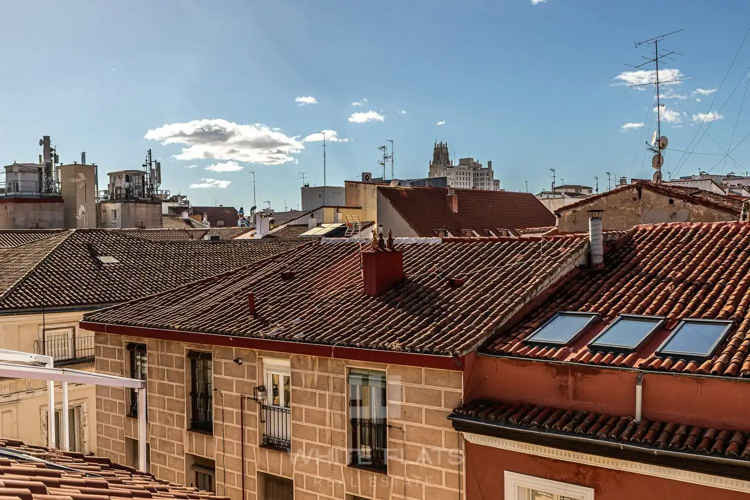 Vista exterior de Piso en venta en Madrid con Aire acondicionado y Terraza