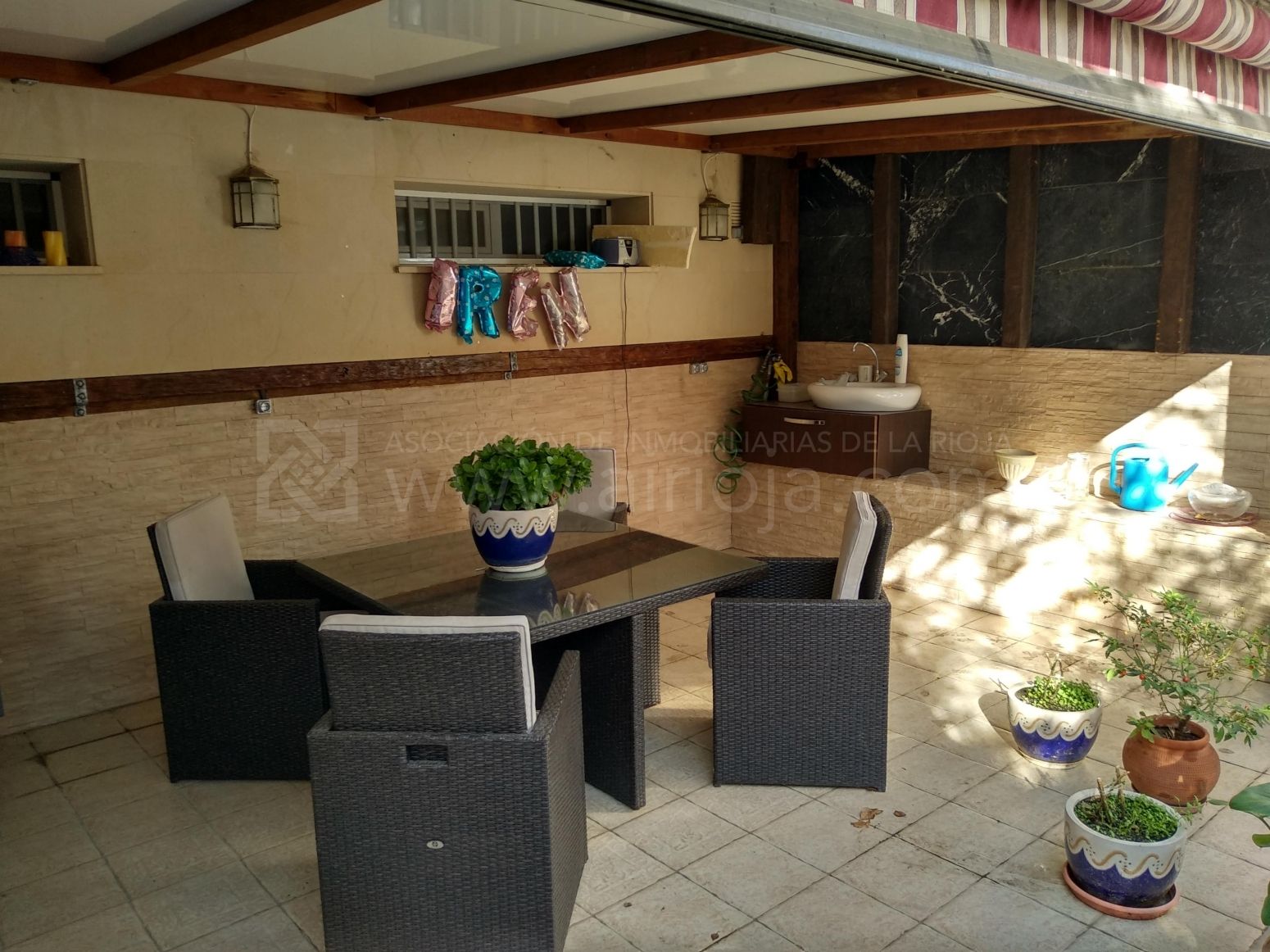 Terraza de Casa adosada en venta en Lardero con Calefacción, Jardín privado y Parquet