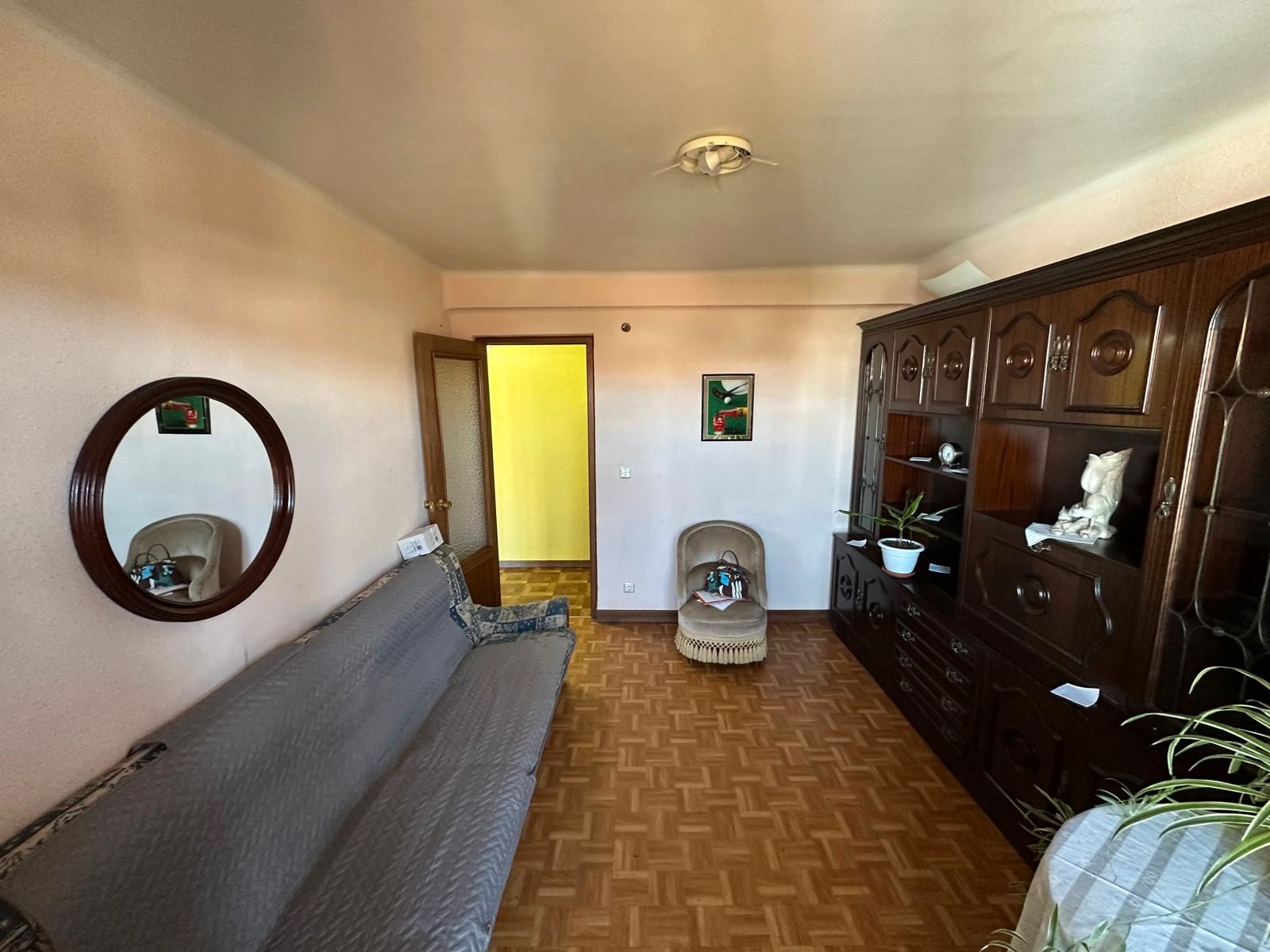 Piso en venta en Calle San Zadornil, San Pedro de la Fuente