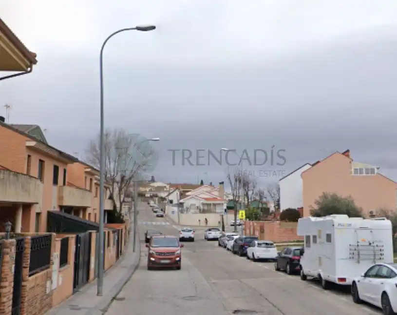 Vista exterior de Casa adosada en venda en Valdemoro