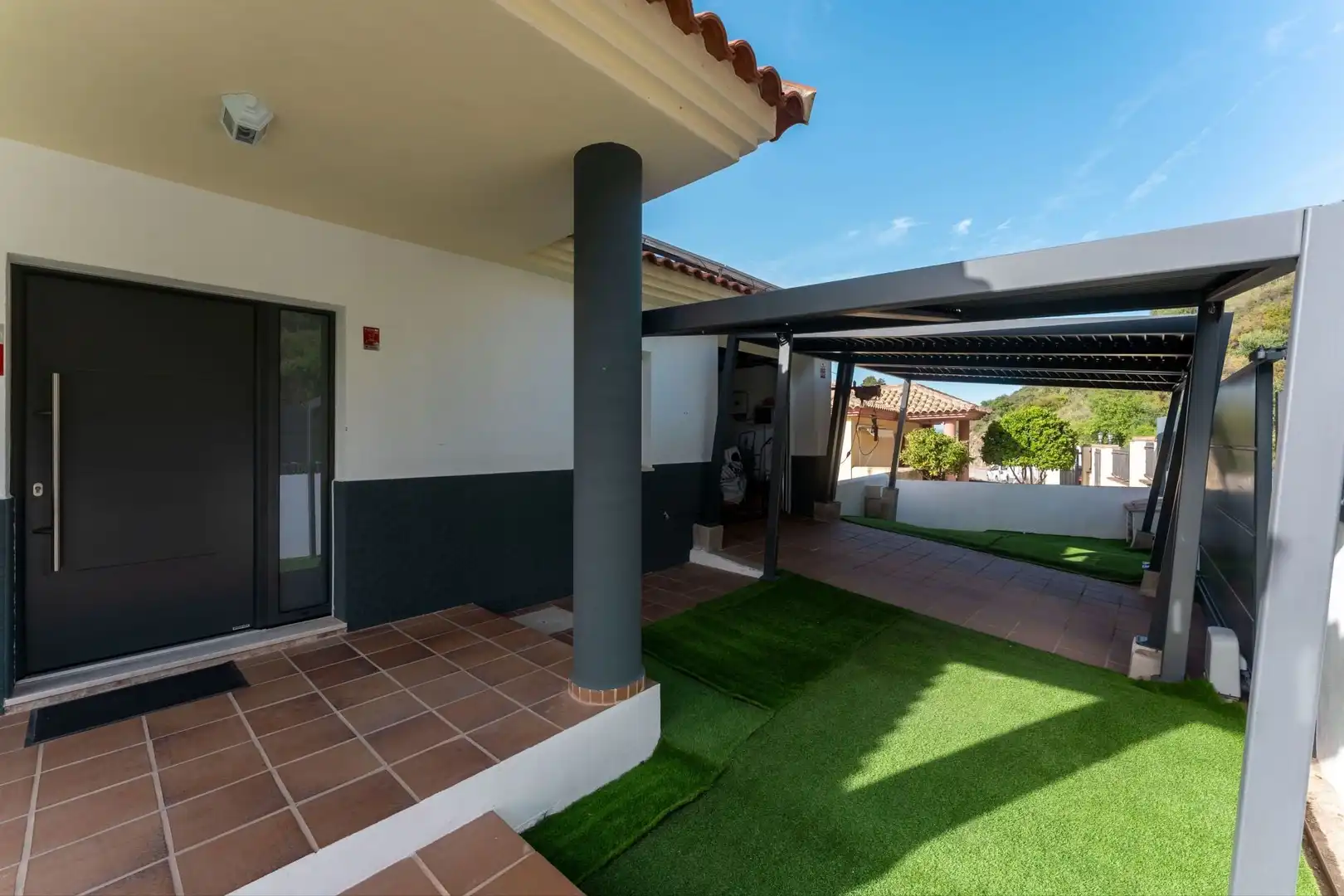 Terrace of Houses for sale in Coín  with Swimming Pool