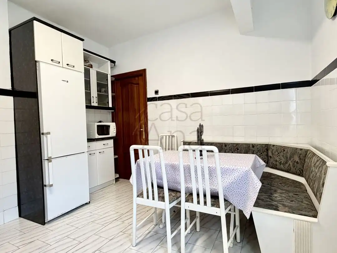 Küche von Wohnung zum Verkauf in Bilbao  mit Heizung und Balkon