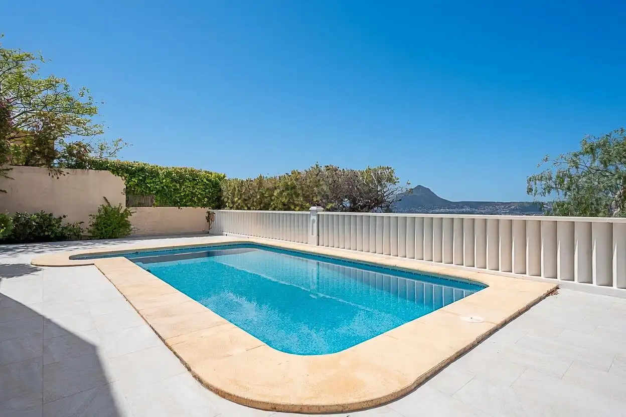 Houses for sale in Calle TRENCALL, La Granadella - Costa Nova