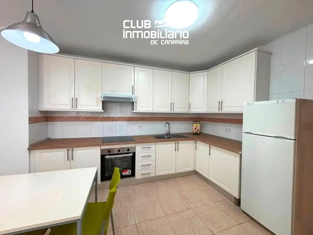 Flat for rent in Avenida EMBAJADOR ALBERTO ARMAS, La Laguna