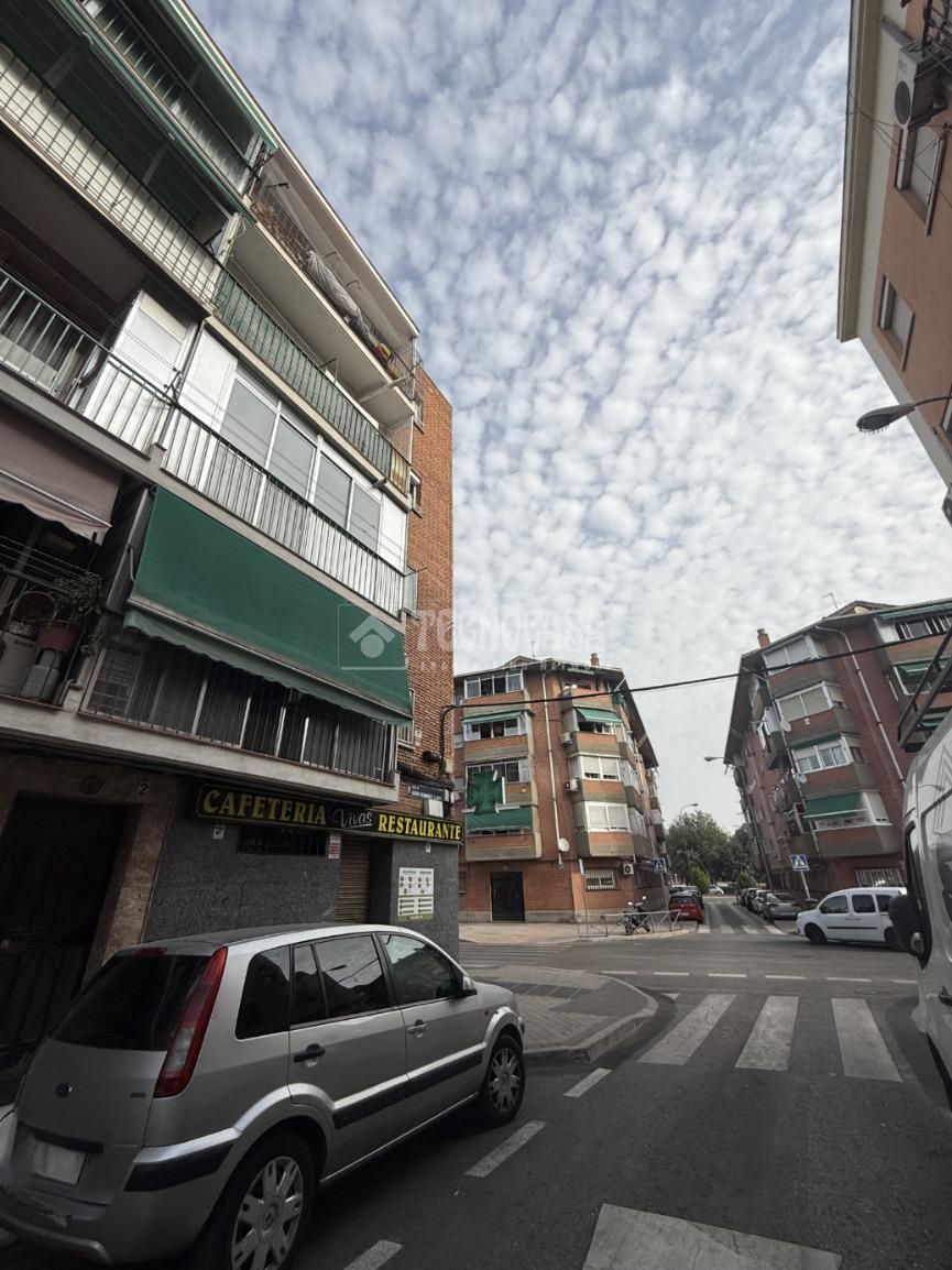 Vista exterior de Piso en venta en  Madrid Capital con Aire acondicionado