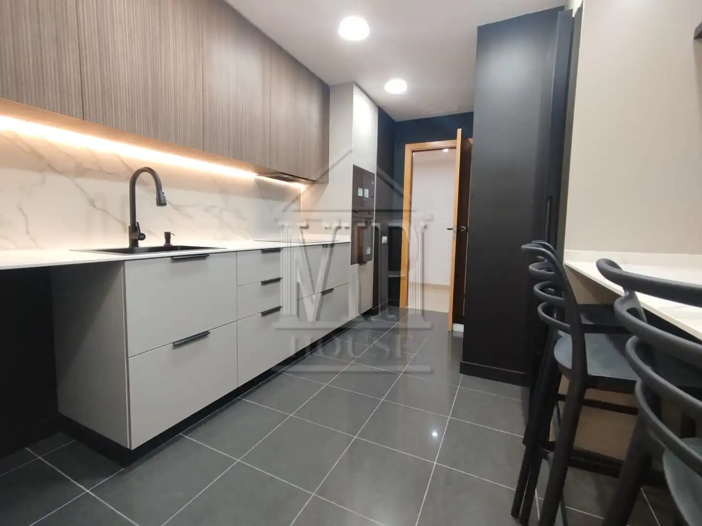 Kitchen of Flat for sale in Badalona  with Air Conditioner, Heating and Furnished