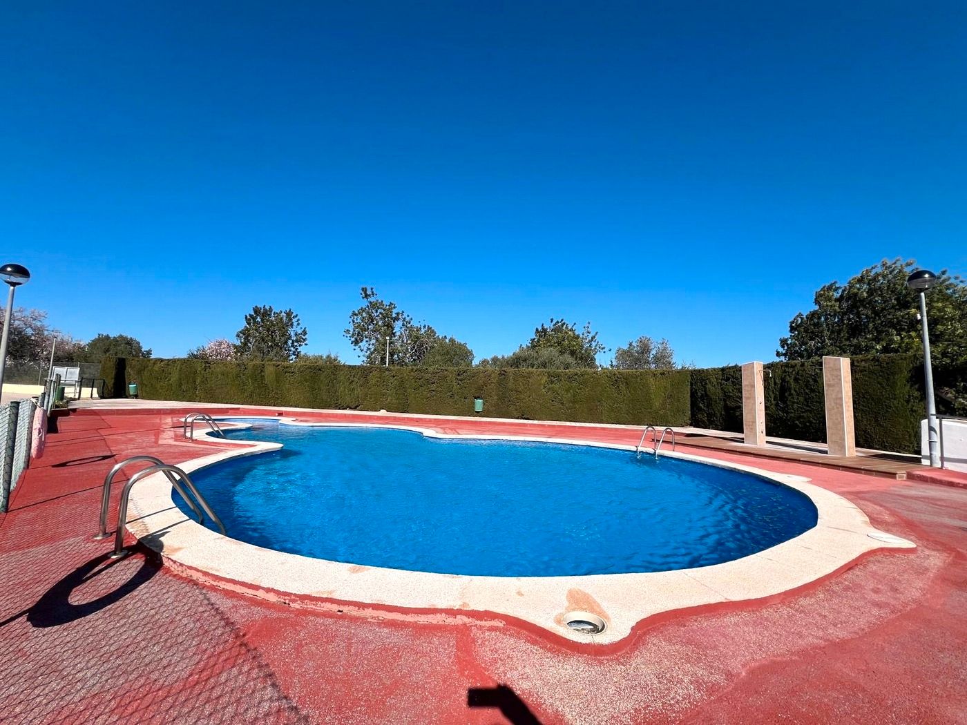 Piscina de Casa adosada en venda en El Vendrell amb Jardí privat i Terrassa
