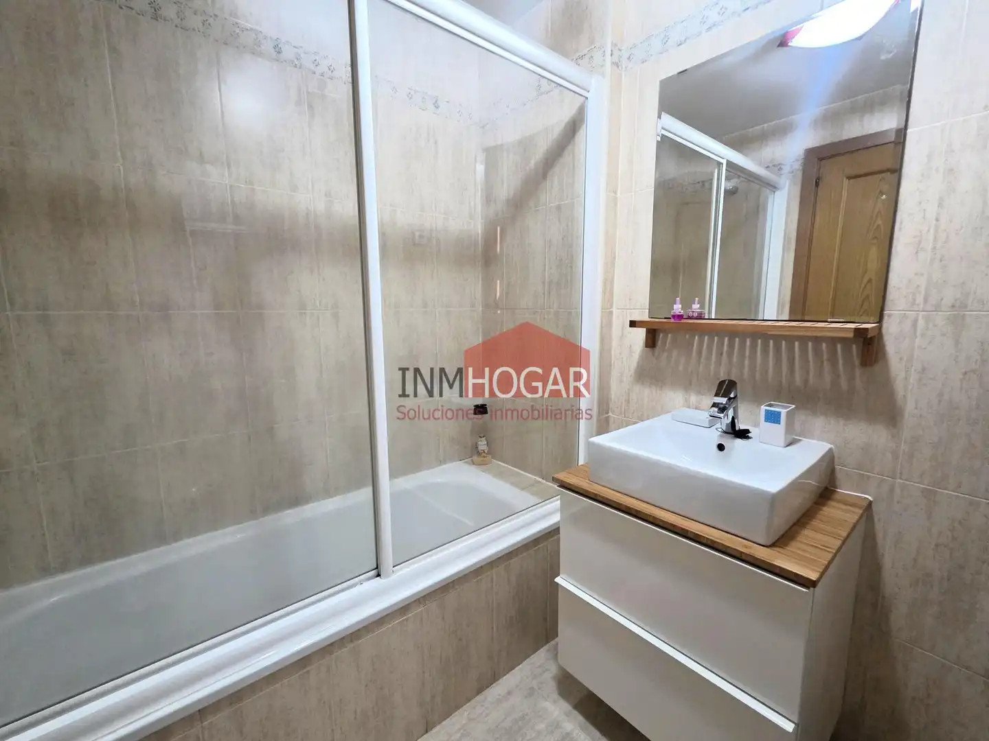 Baño de Casa adosada en venta en Hervencias Altas - El Pinar