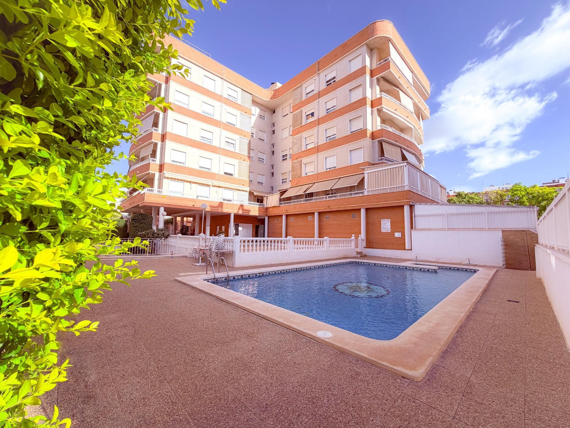Exterior view of Flat for sale in Elche / Elx  with Air Conditioner, Heating and Private garden