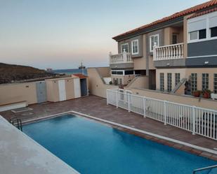 Swimming pool of Single-family semi-detached for sale in Granadilla de Abona  with Terrace and Balcony