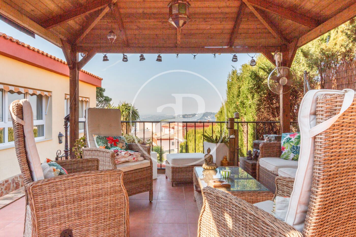 Terrassa de Casa o xalet en venda en Torrent amb Aire condicionat, Calefacció i Jardí privat