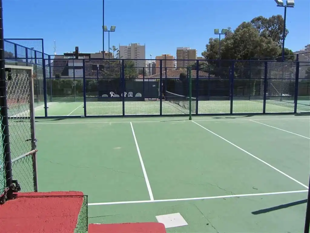 Vista exterior de Casa o xalet de lloguer en Orihuela amb Calefacció, Terrassa i Moblat