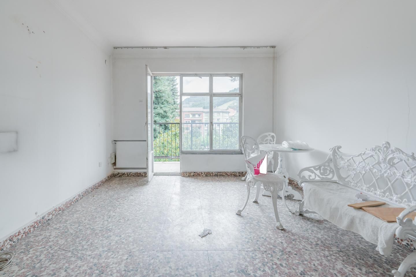 Habitación de Piso en venta en Mieres (Asturias) con Terraza y Trastero