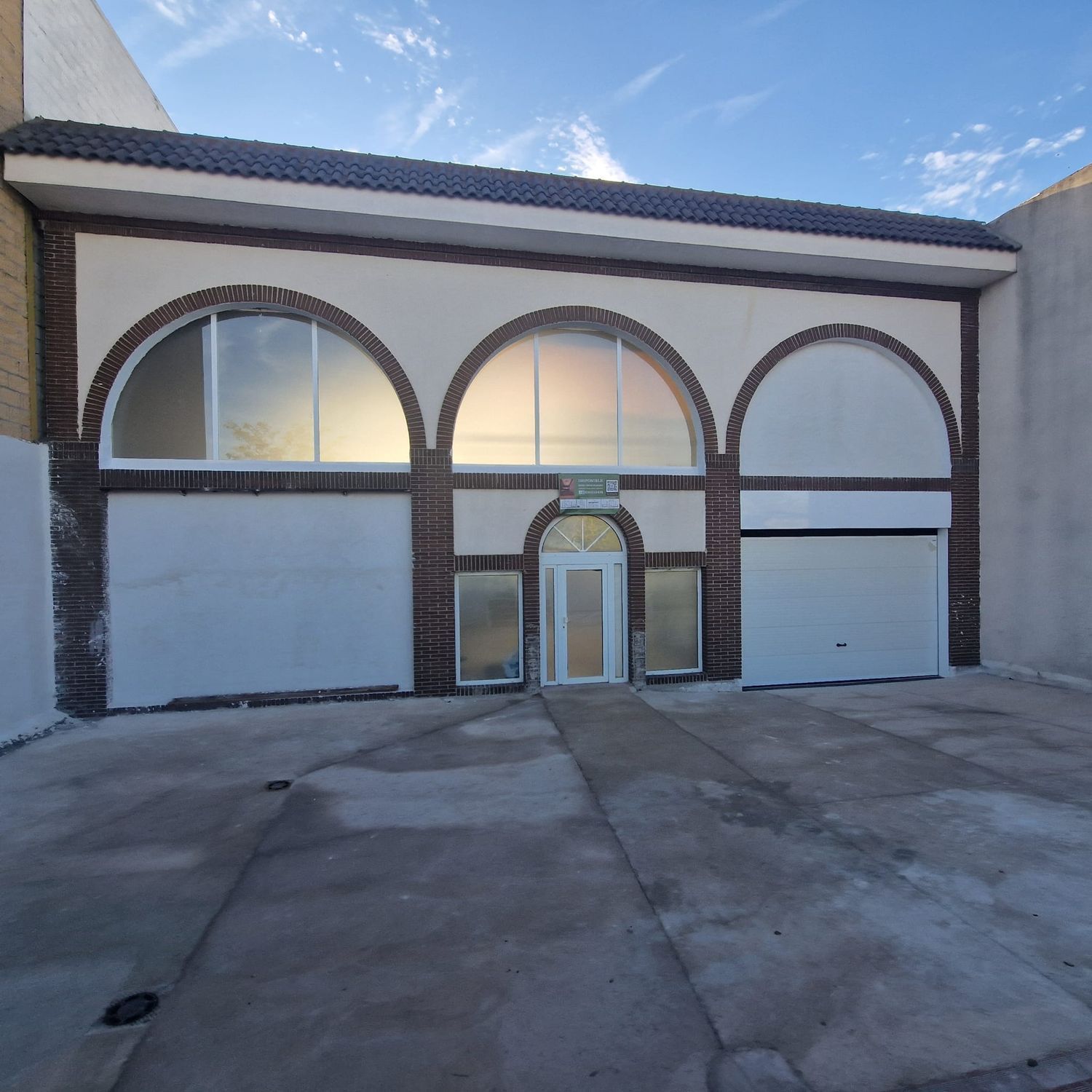 Exterior view of Premises for sale in Cobeña