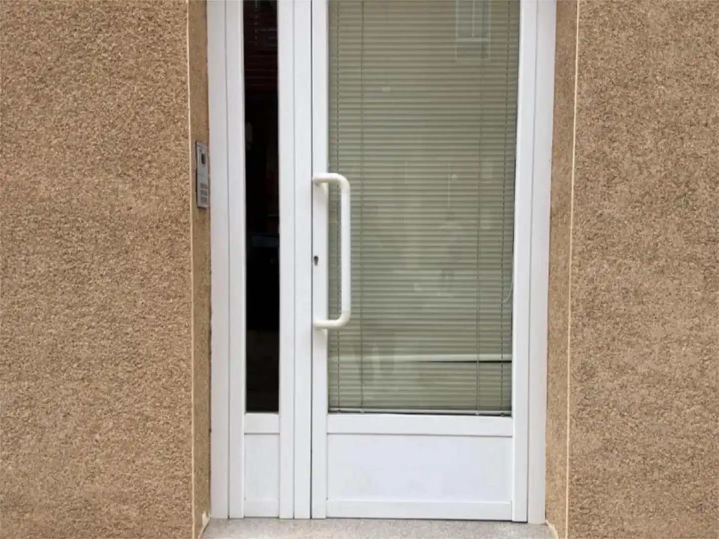 Vista exterior de Pis en venda en Ariza amb Aire condicionat, Moblat i Balcó