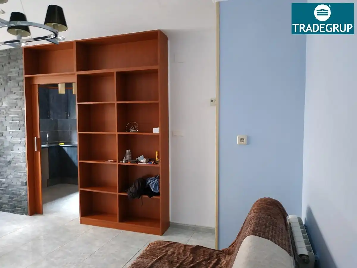 Piso en venta en Igualada con Calefacción, Terraza y Amueblado