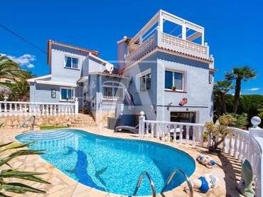 Villa avec piscine à vendre à Cometa