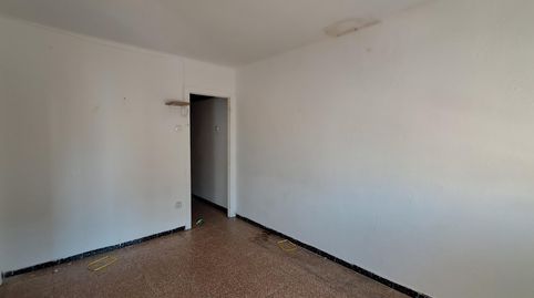 Foto 3 de Piso en venta en Autonomia, Llefià, Badalona