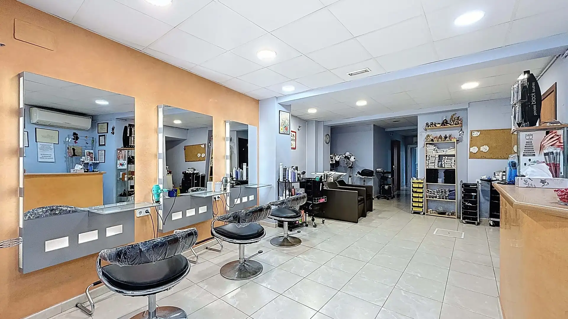 Local en venta en Vilanova i la Geltrú