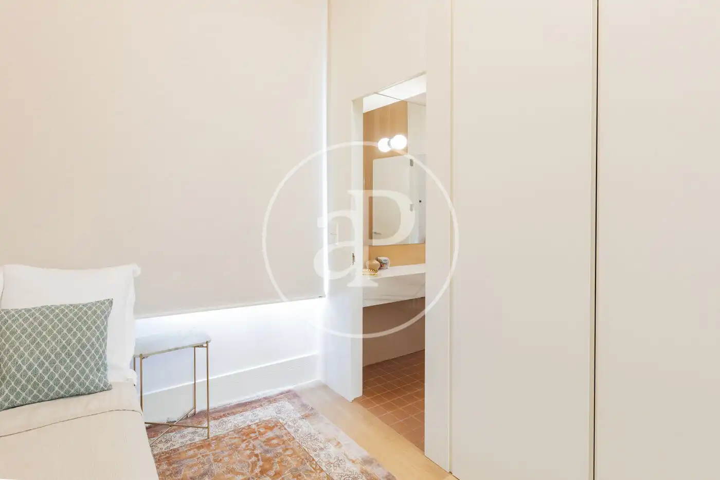 Badezimmer von Wohnung zur Miete in Madrid mit Klimaanlage, Heizung und Privatgarten