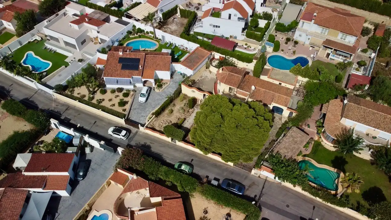 Vista exterior de Casa o chalet en venta en La Nucia con Jardín privado, Terraza y Trastero