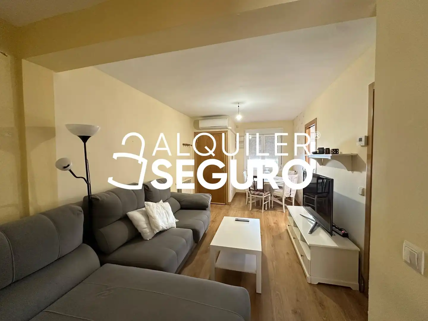 Sala de estar de Piso de alquiler en Madrid con Aire acondicionado, Calefacción y Terraza