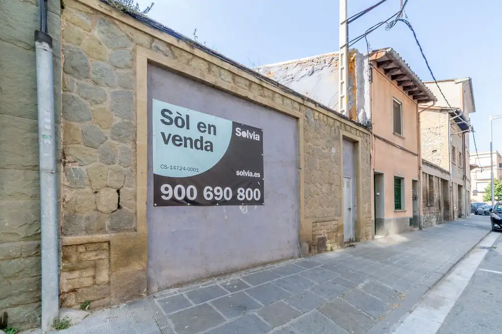 Exterior view of Office for sale in Manlleu