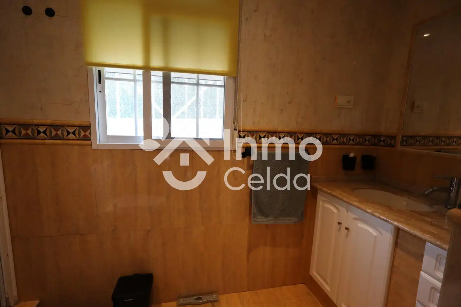 Baño de Casa o chalet en venta en Chiva con Aire acondicionado, Calefacción y Jardín privado