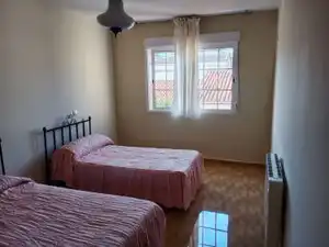 Habitación de Casa o chalet en venta en Escalona con Calefacción, Terraza y Trastero