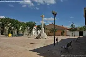 Vista exterior de Dúplex en venta en Pezuela de las Torres con Calefacción y Horno
