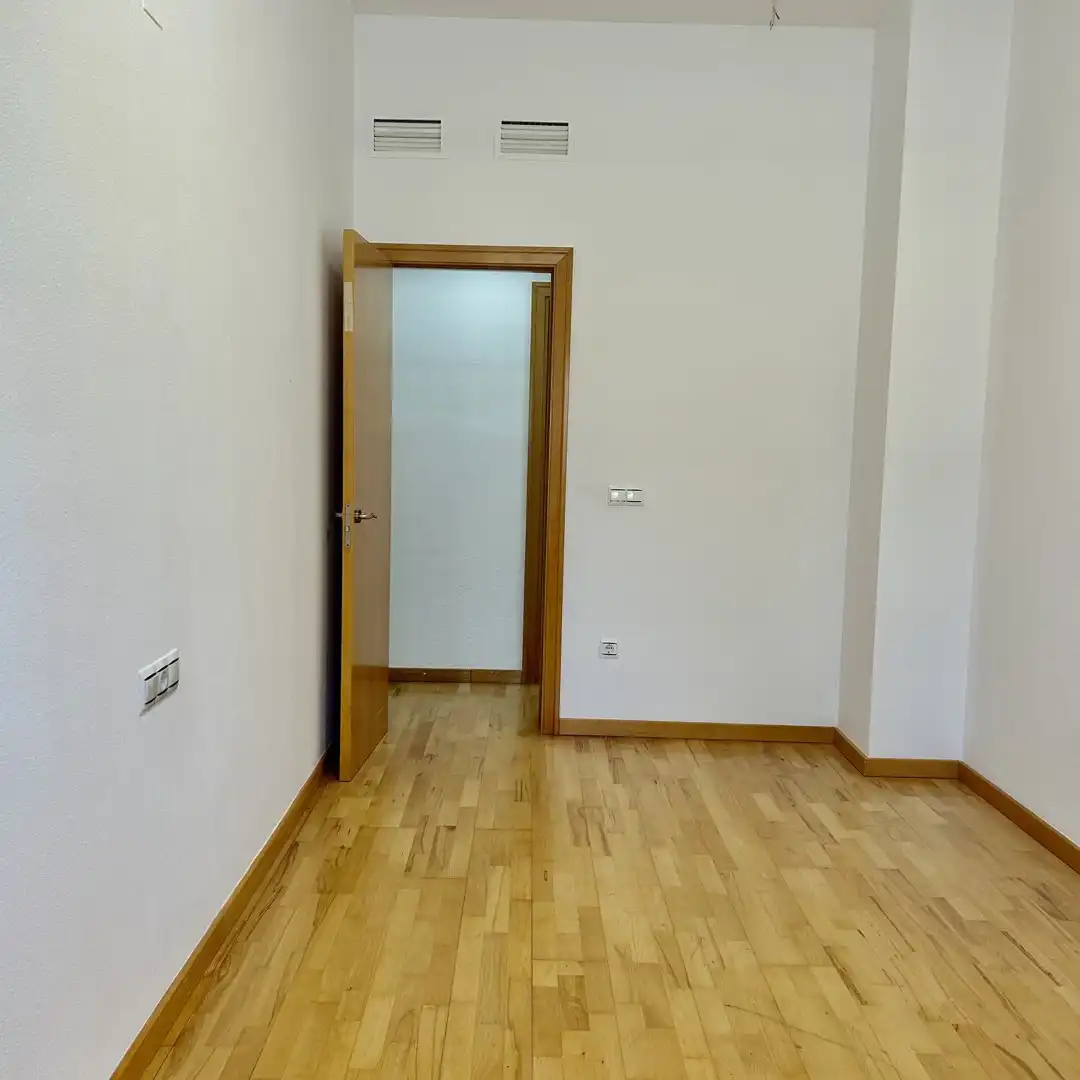 Piso de alquiler en Riba-roja de Túria con Terraza, Trastero y Piscina