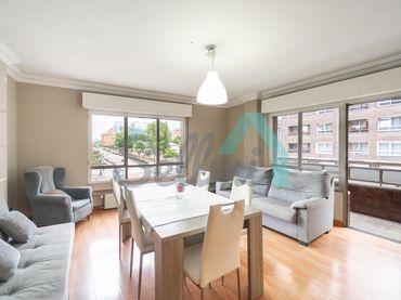 Appartamento con ascensore in vendita a Avenida Hermanos Menéndez Pidal