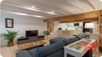 Sala d'estar de Pis en venda en Santander amb Calefacció i Moblat