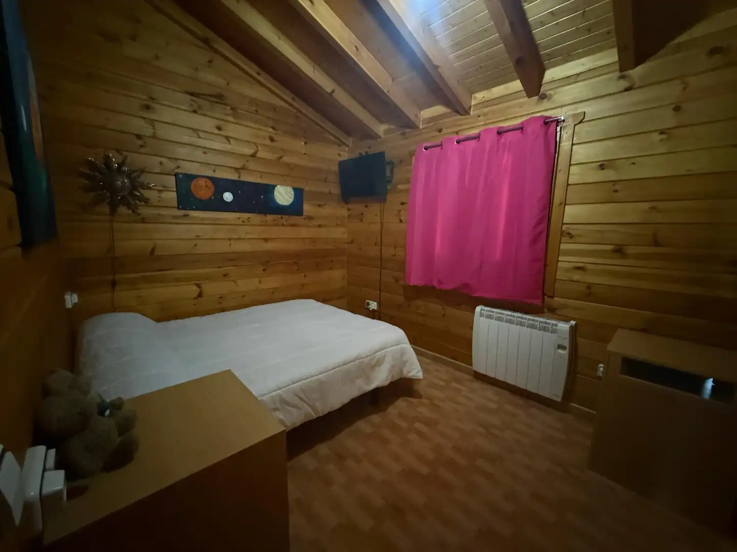 Habitación de Finca rústica en venta en Sierra Engarcerán con Aire acondicionado, Terraza y Trastero
