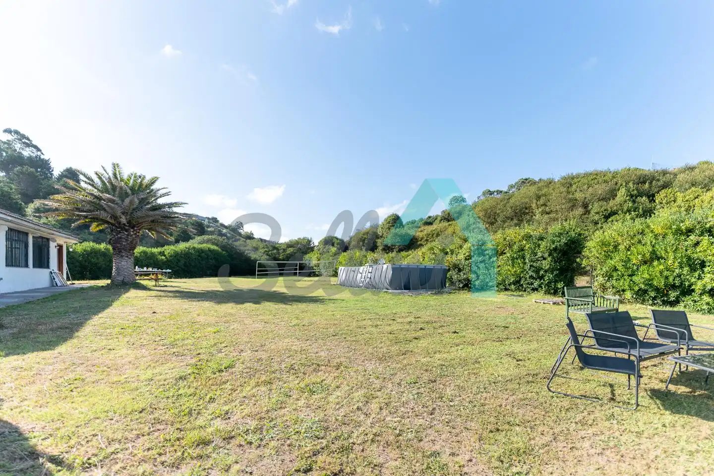 Casa o xalet de lloguer en Gijón  amb Jardí privat, Piscina i Moblat