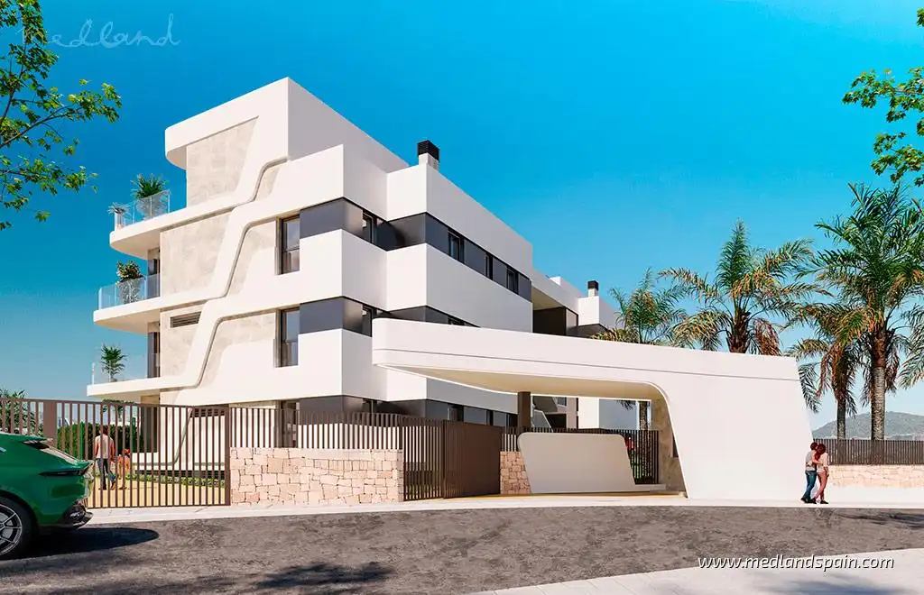 Apartamento con piscina en venta en Golf Bahía, imagen 11