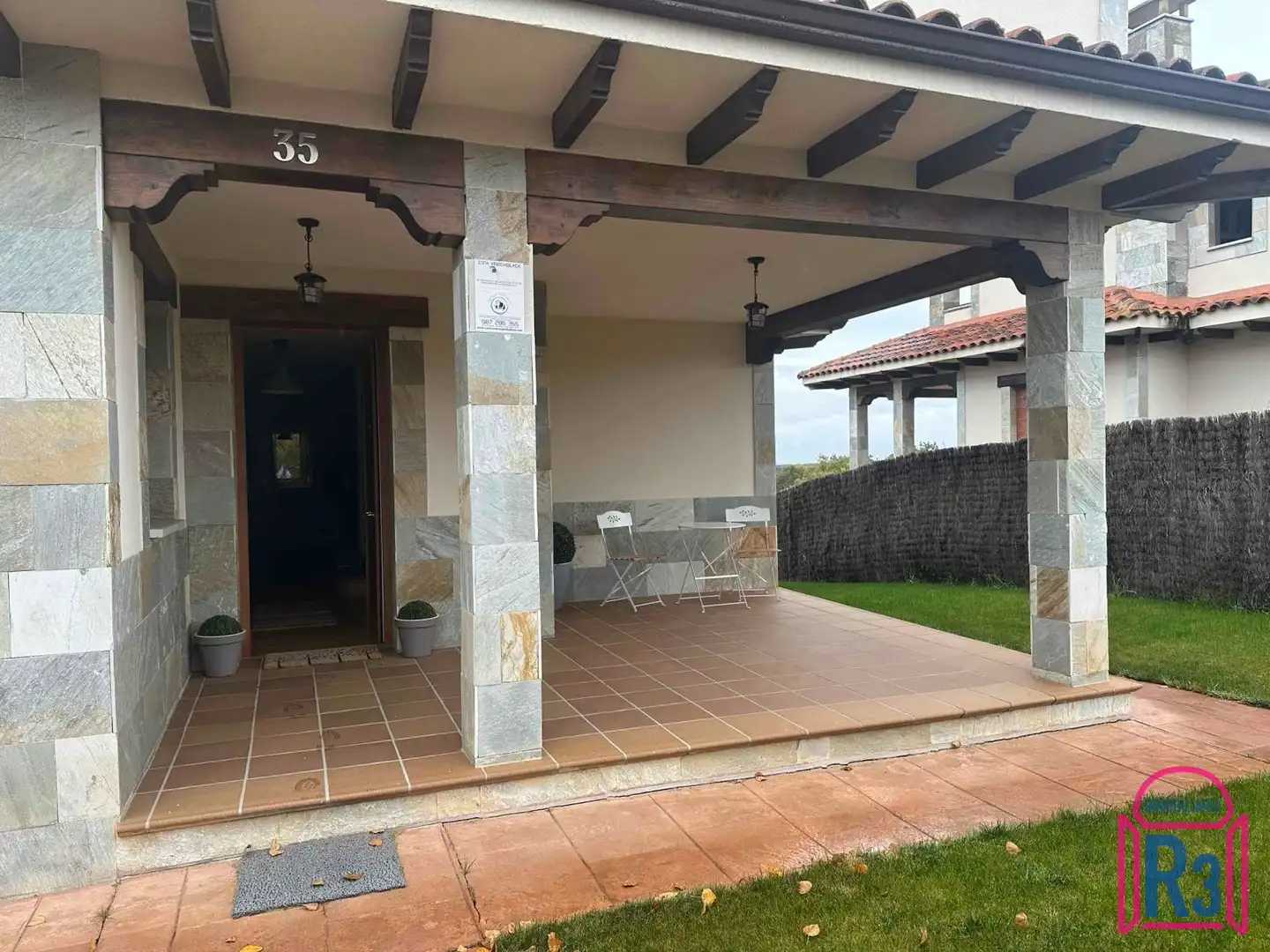 Adossat amb jardí en venda a Valverde de la Virgen, imagen 27