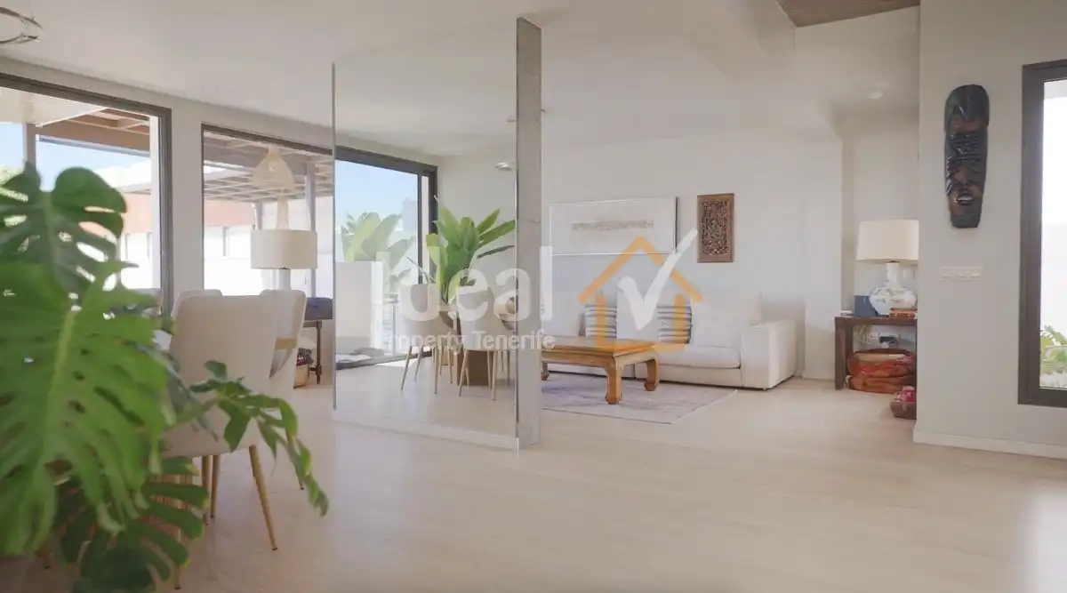 Detached house with pool for sale in Costa Adeje, imagen 3