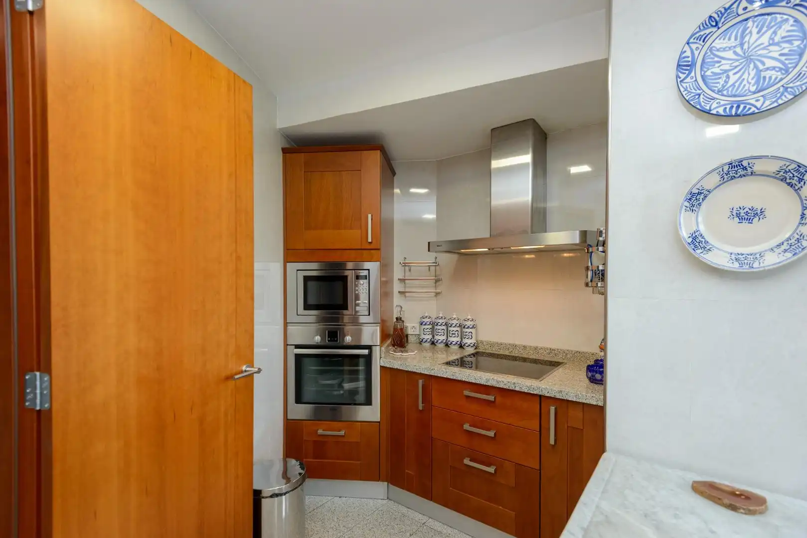 Kitchen of Flat for sale in Oviedo   with Heating and Jacuzzi