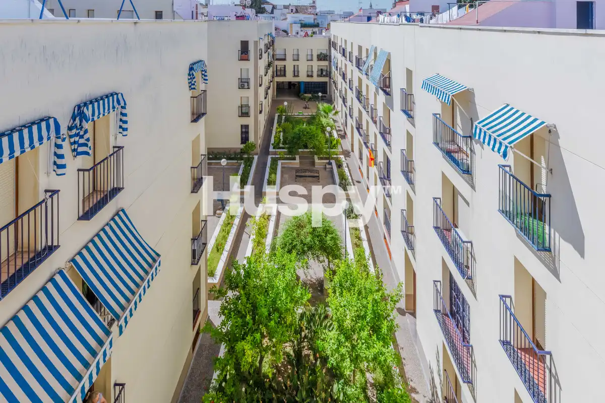 Flat for sale in Sevilla, Sevilla