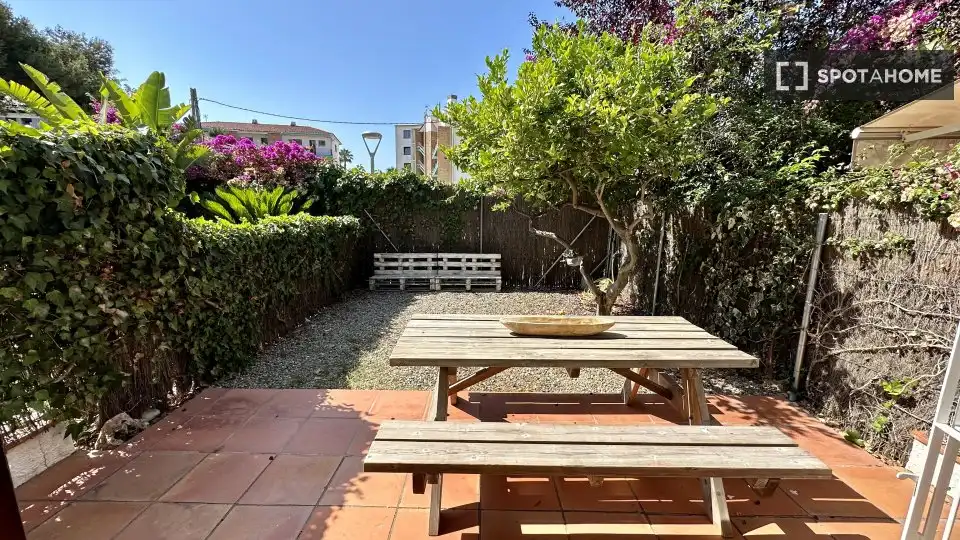 Room in Can Girona - Terramar - Vinyet
