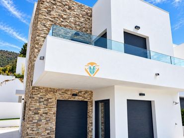 Chalet con piscina en venta en L'Albir