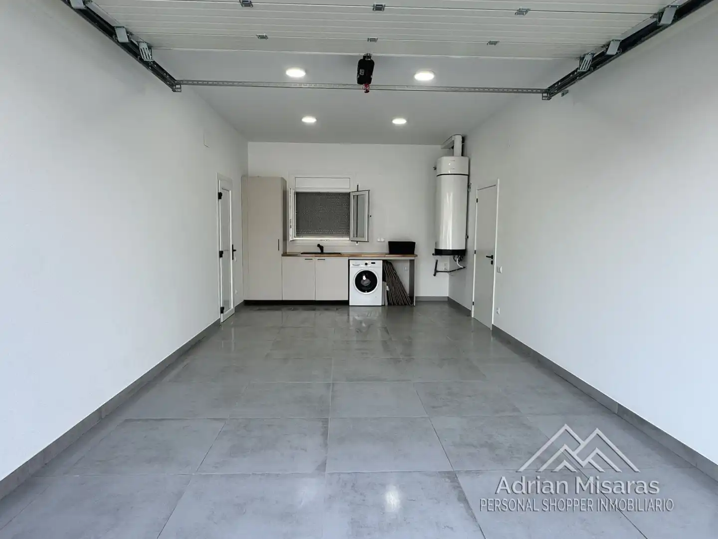 Houses for sale in Deltebre  with Air Conditioner, Heating and Storage room