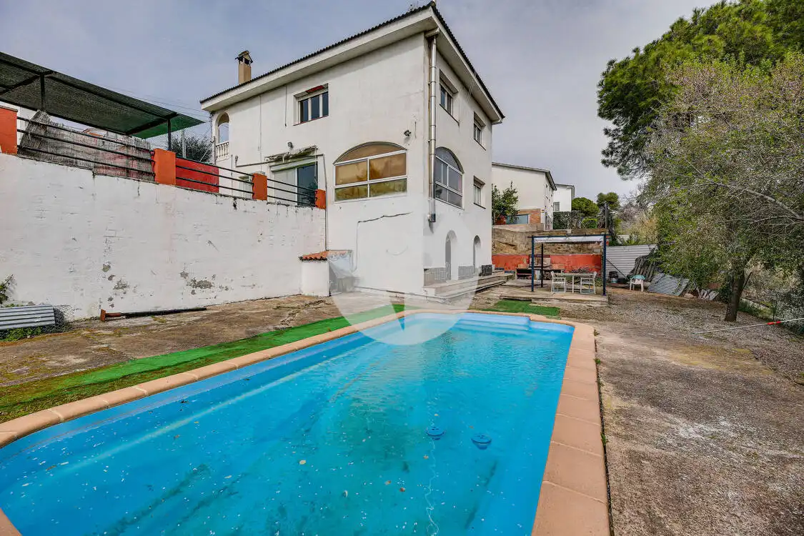Vista exterior de Casa o chalet en venta en Lliçà de Vall con Calefacción, Terraza y Piscina