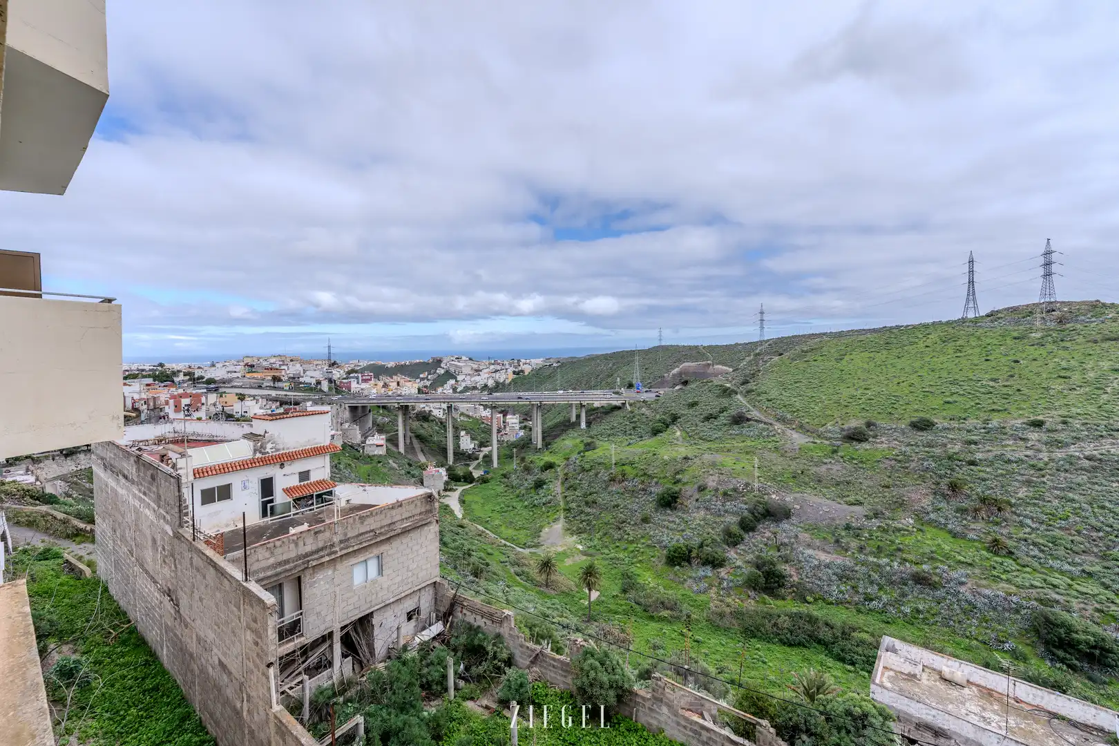 Houses for sale in Carretera Lomo Blanco, 87, Tafira